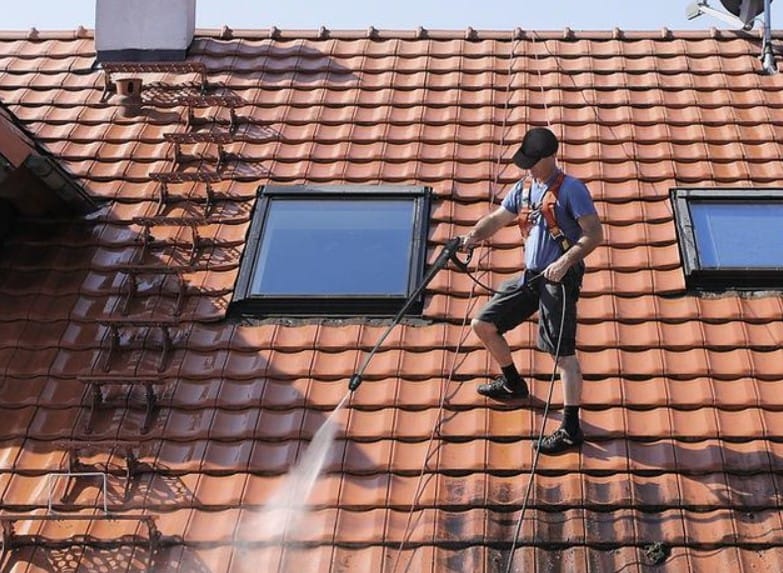 Roof Cleaning